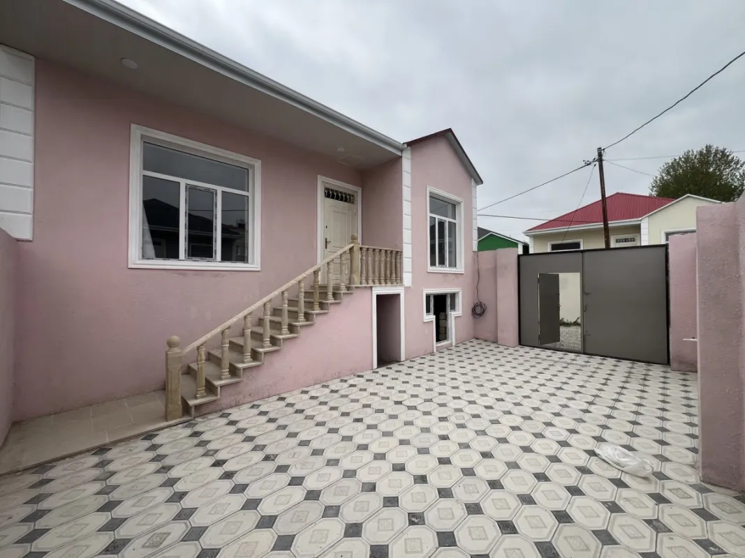 Satılır 4 otaqlı həyət evi 105 m²