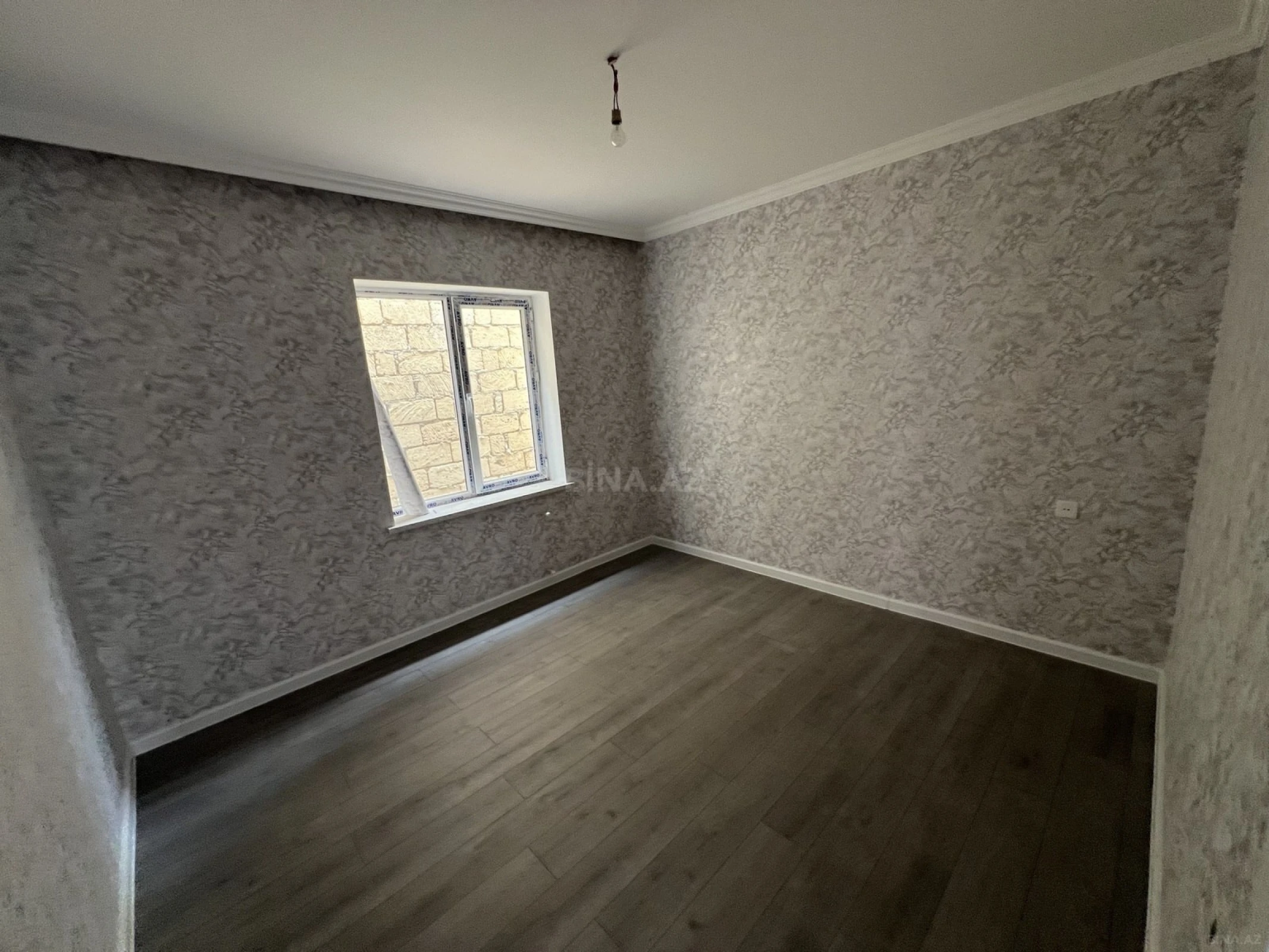 Satılır 4 otaqlı həyət evi 105 m²