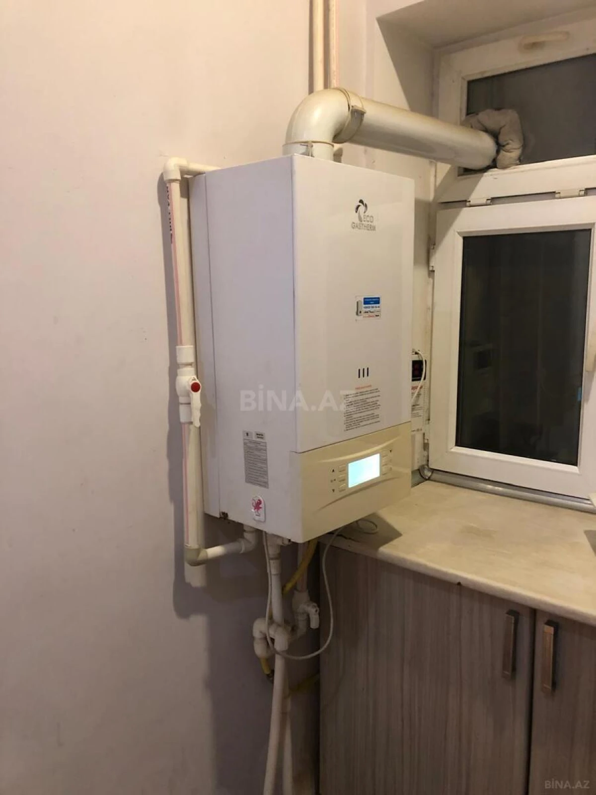 Kirayə verilir 2 otaqlı mənzil 70 m²