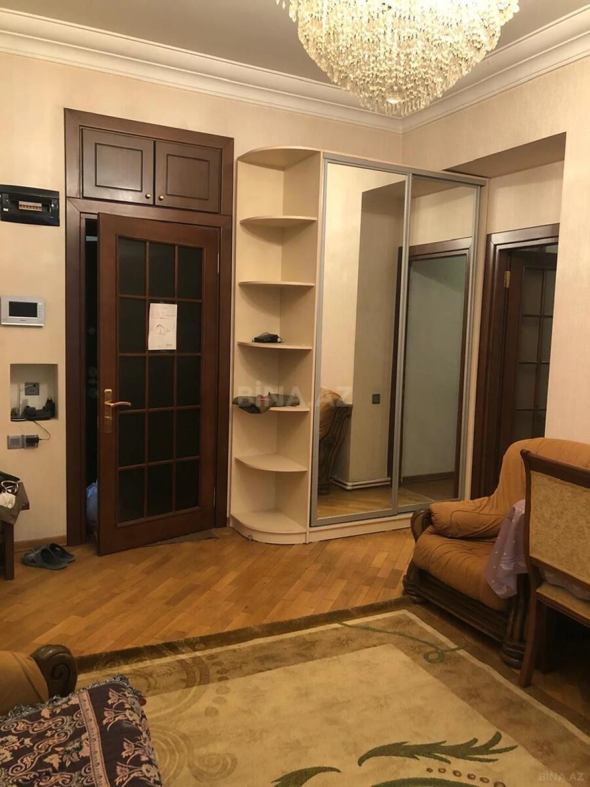 Kirayə verilir 2 otaqlı mənzil 70 m²