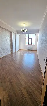 Kirayə verilir 2 otaqlı mənzil 102 m²