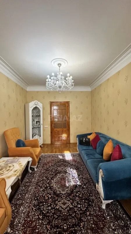 Satılır 3 otaqlı mənzil 60 m²