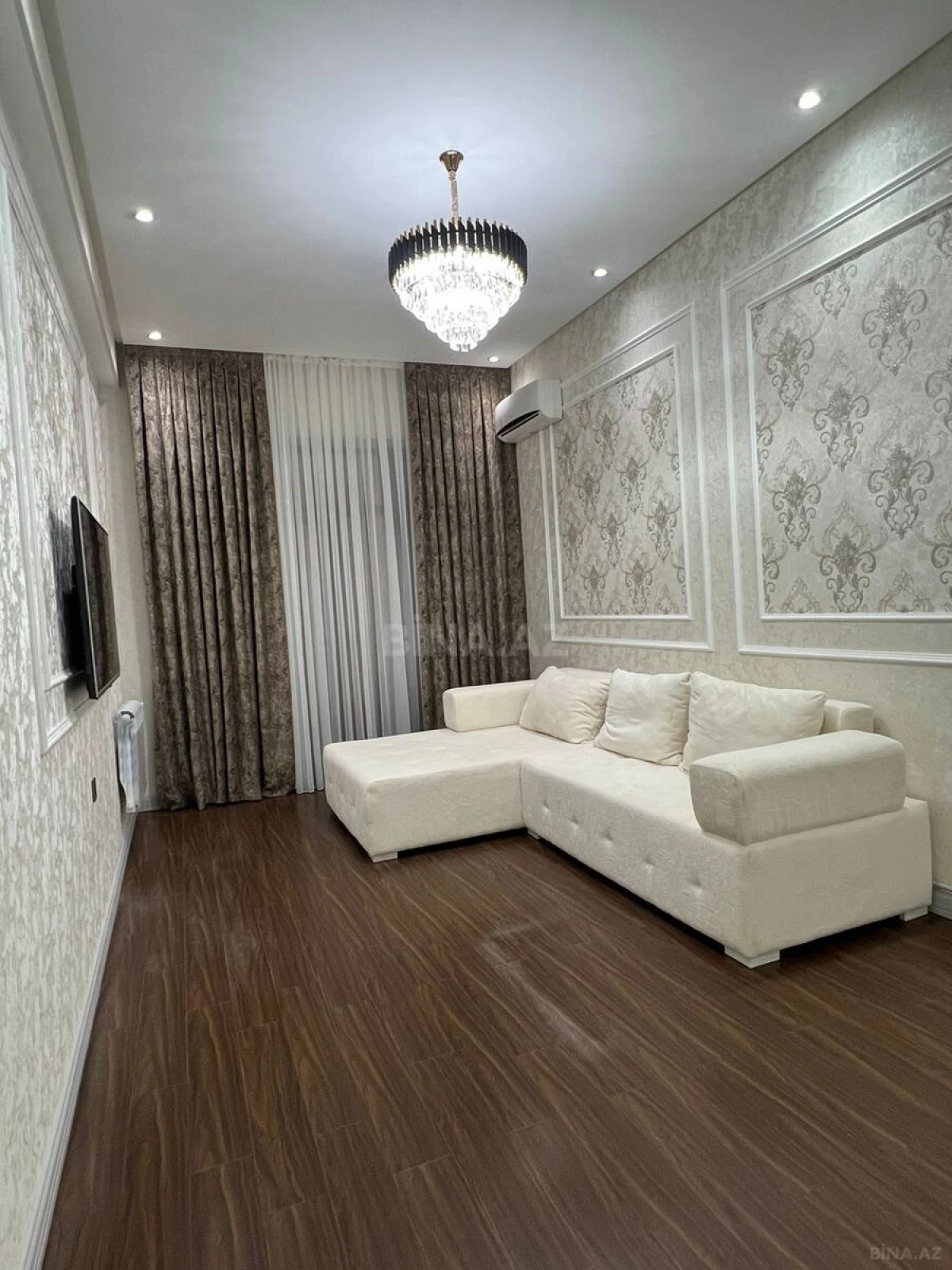Kirayə verilir 3 otaqlı mənzil 98 m²