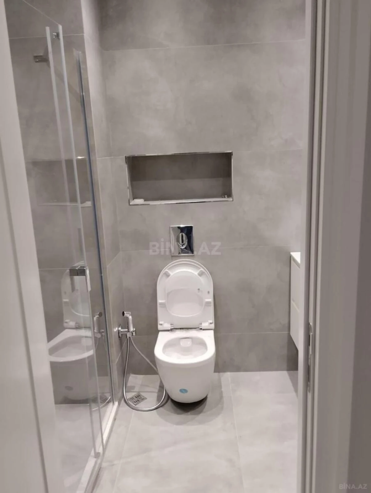 Satılır 2 otaqlı mənzil 57 m²