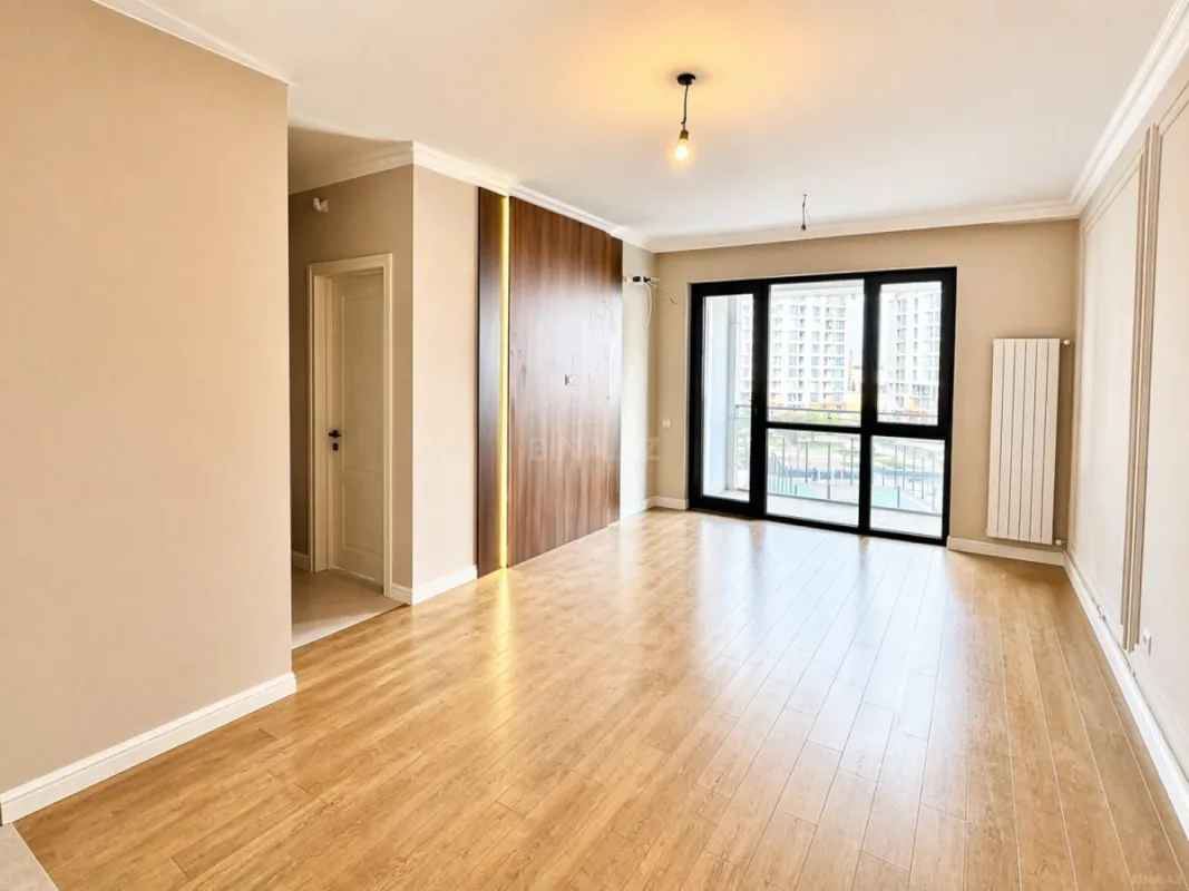 Satılır 2 otaqlı mənzil 57 m²