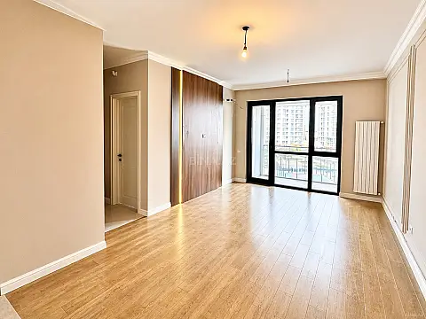 Satılır 2 otaqlı mənzil 57 m²