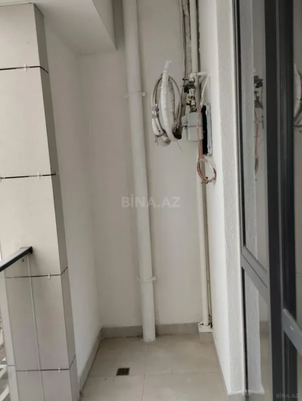 Satılır 2 otaqlı mənzil 57 m²