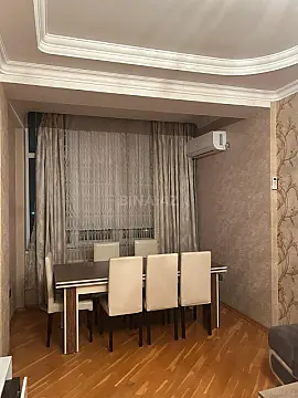 Kirayə verilir 3 otaqlı mənzil 85 m²