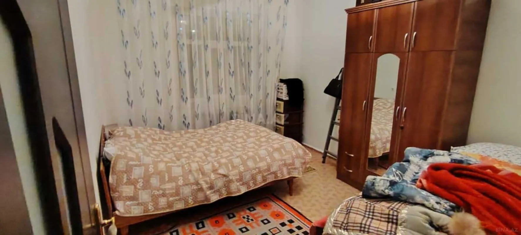 Satılır 2 otaqlı mənzil 62 m²