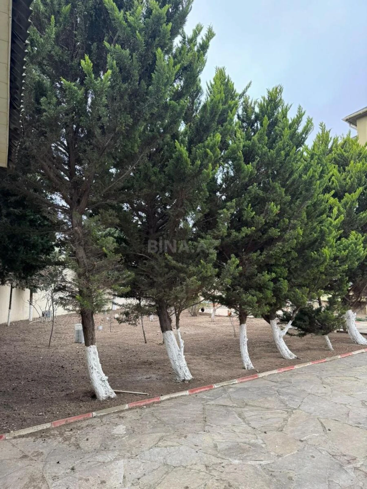 Kirayə verilir 4 otaqlı həyət evi 250 m²