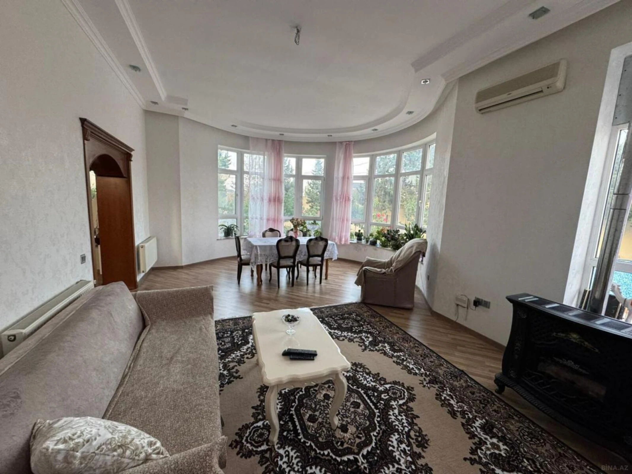 Kirayə verilir 4 otaqlı həyət evi 250 m²
