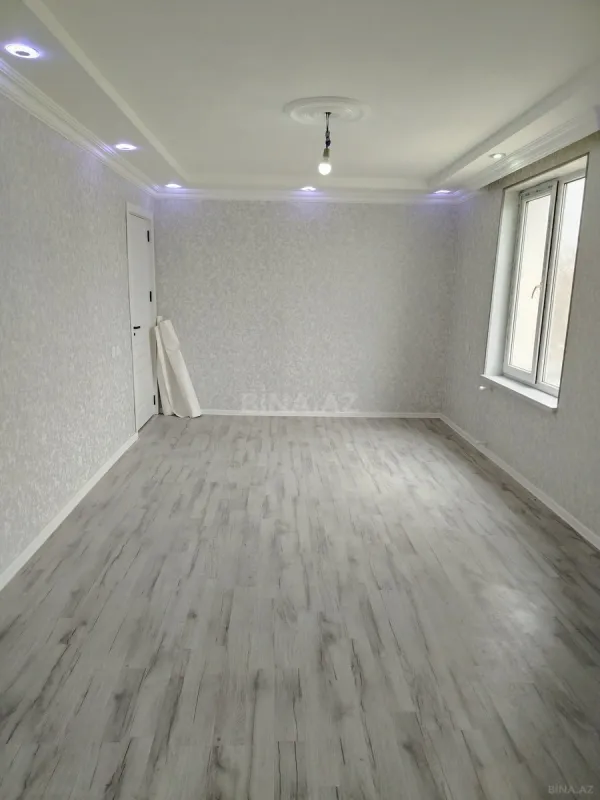 Satılır 2 otaqlı mənzil 33 m²