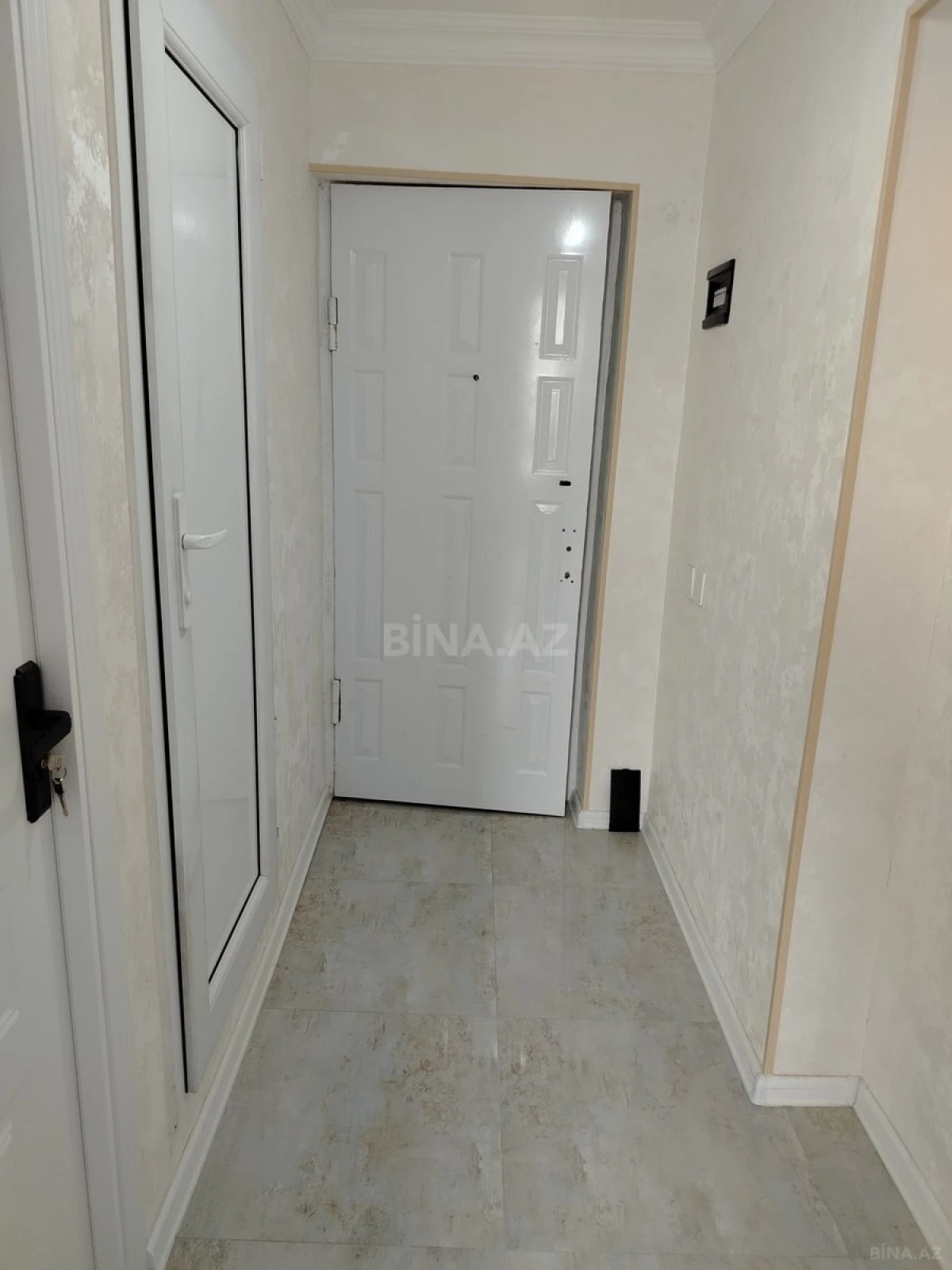 Satılır 2 otaqlı mənzil 33 m²