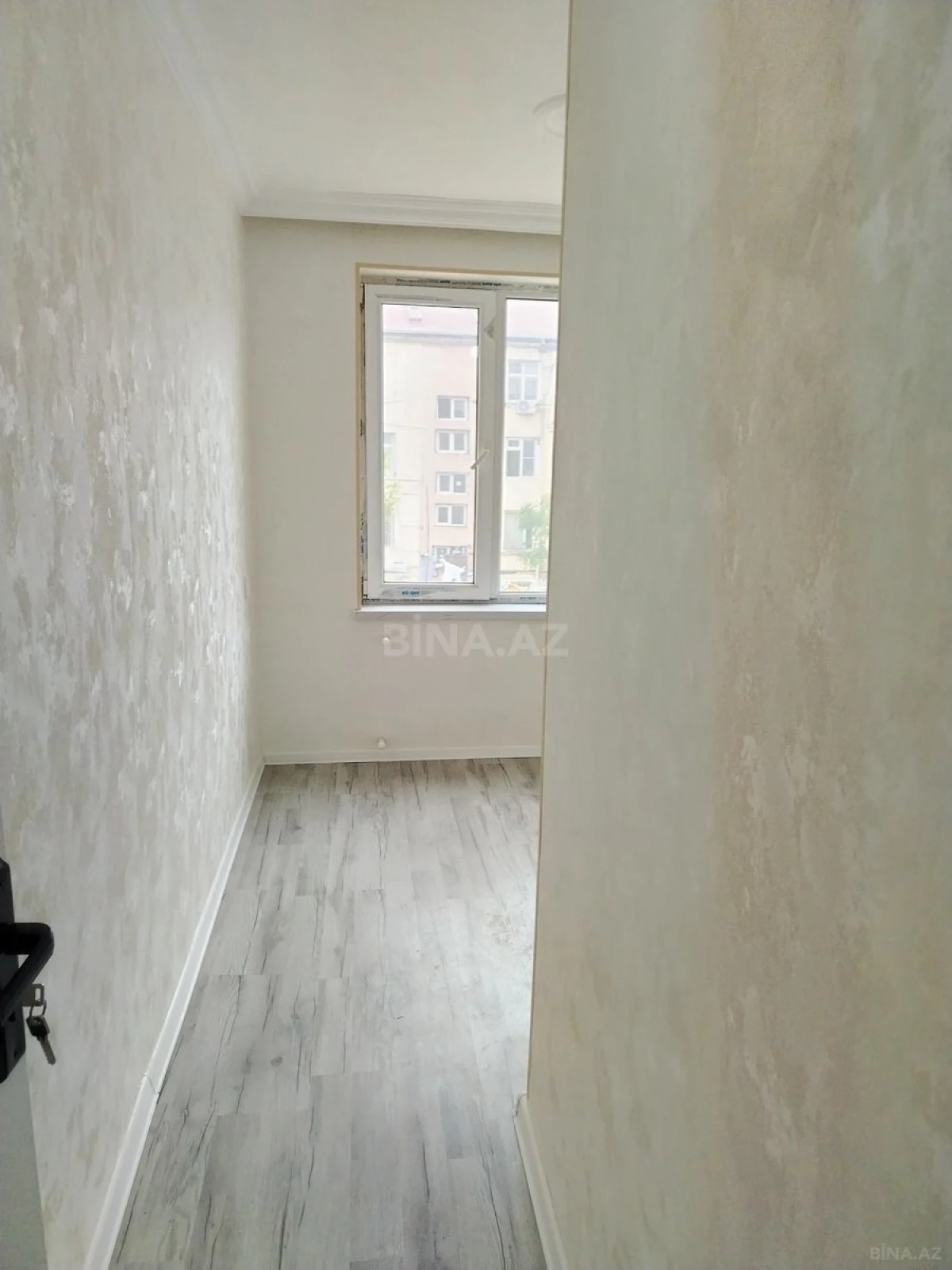 Satılır 2 otaqlı mənzil 33 m²