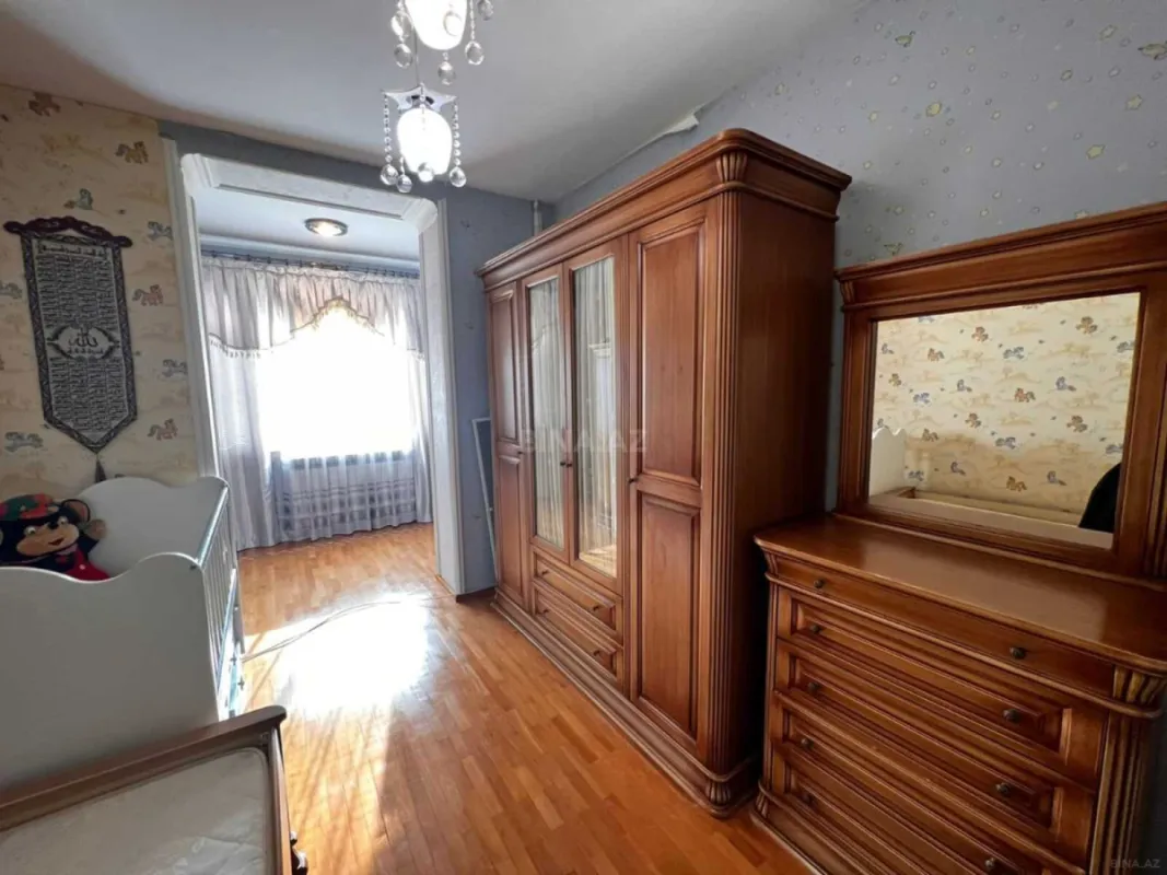 Satılır 3 otaqlı mənzil 100 m²