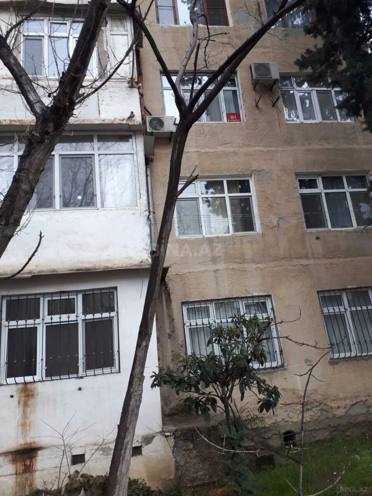 Satılır 2 otaqlı mənzil 65 m²
