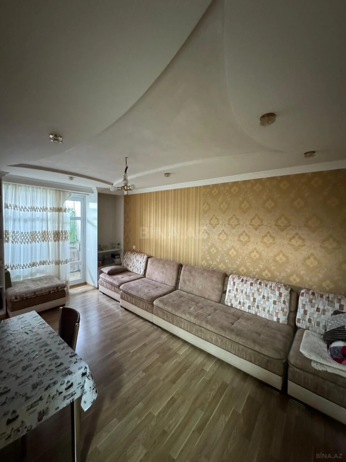 Satılır 2 otaqlı mənzil 52 m²