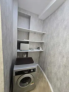 Kirayə verilir 3 otaqlı mənzil 130 m²
