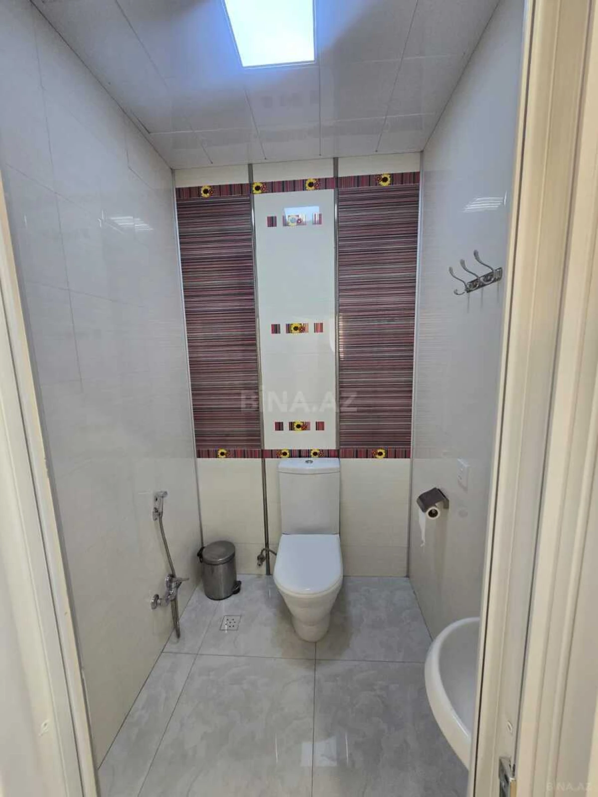 Kirayə verilir 3 otaqlı mənzil 130 m²