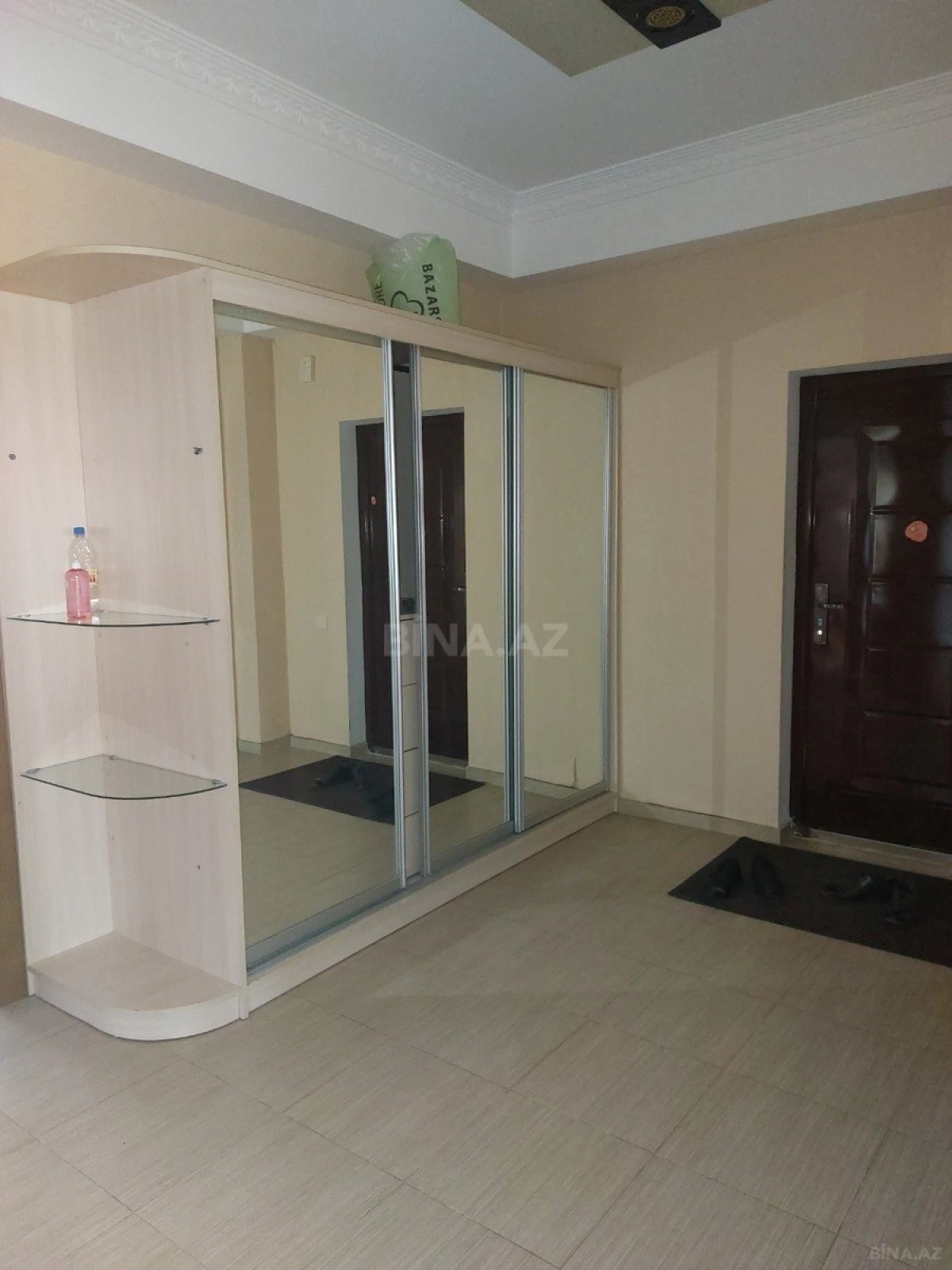 Kirayə verilir 3 otaqlı mənzil 120 m²