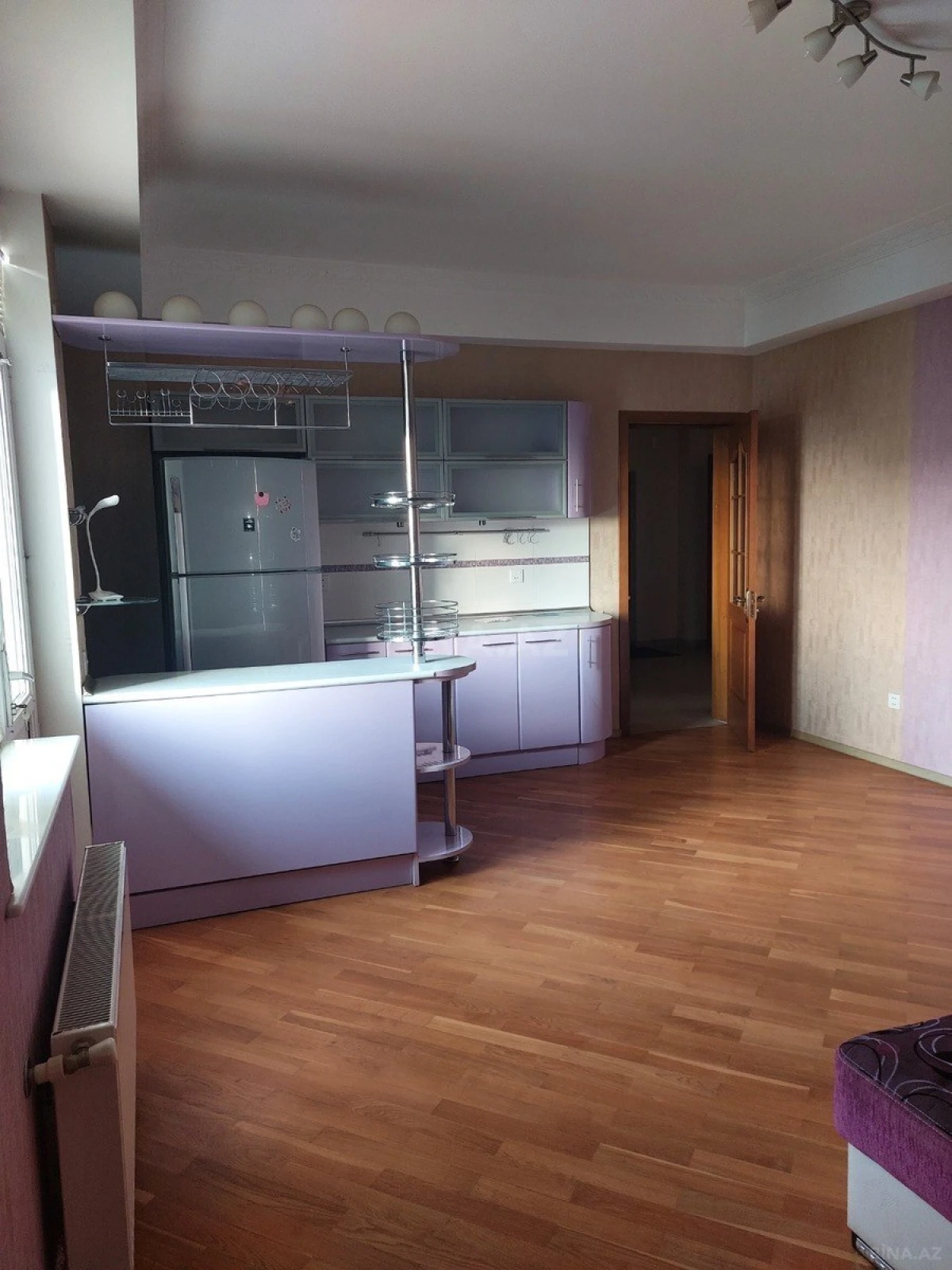 Kirayə verilir 3 otaqlı mənzil 120 m²