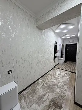 Satılır 2 otaqlı mənzil 67 m²