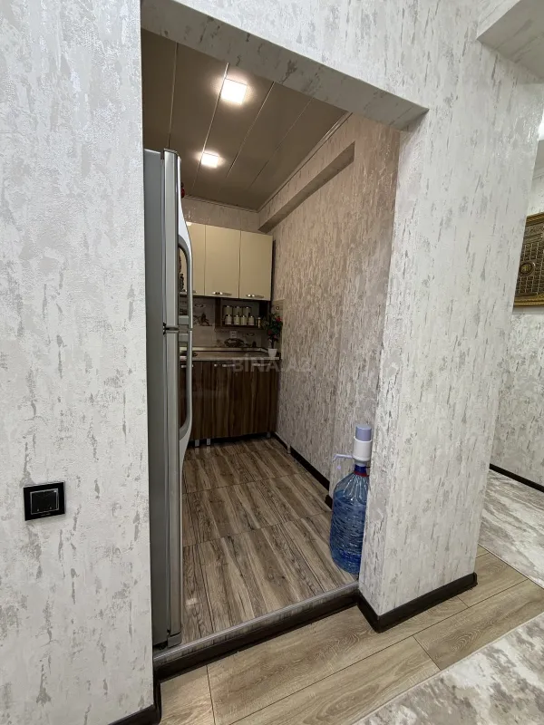 Satılır 2 otaqlı mənzil 67 m²