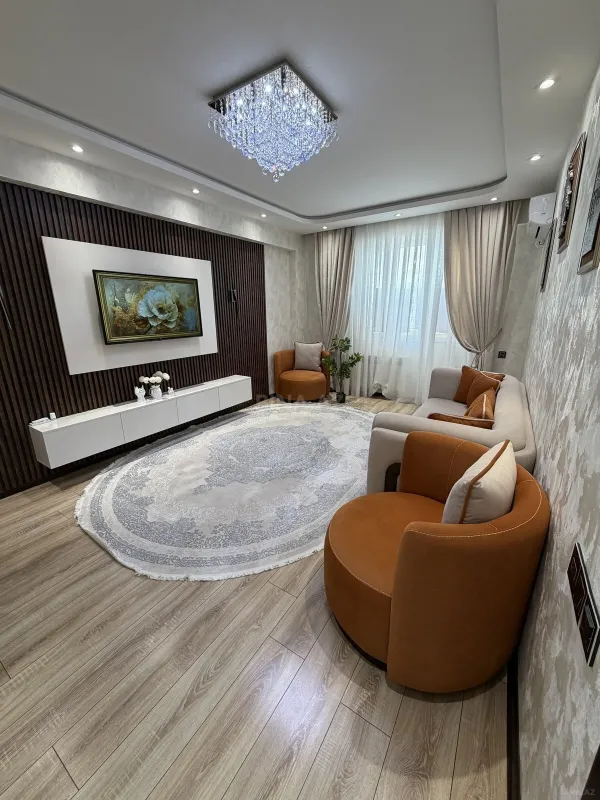 Satılır 2 otaqlı mənzil 67 m²