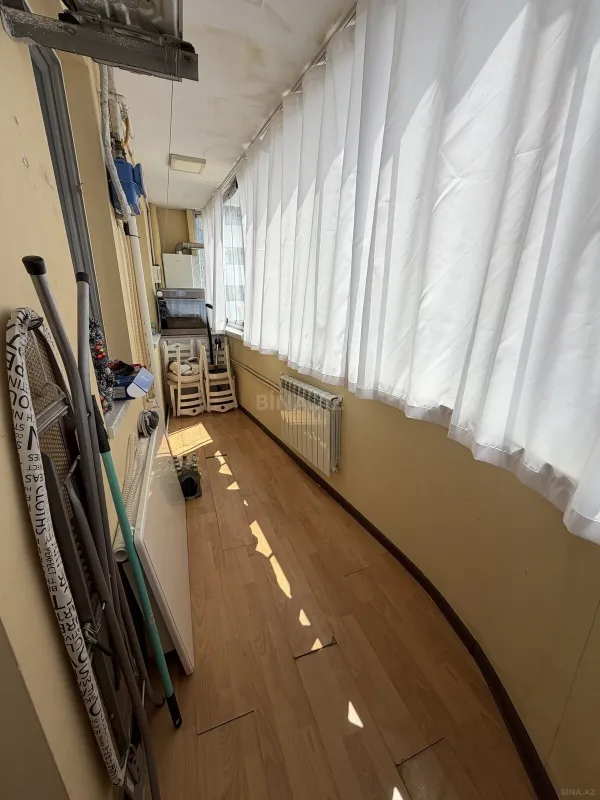 Satılır 2 otaqlı mənzil 67 m²