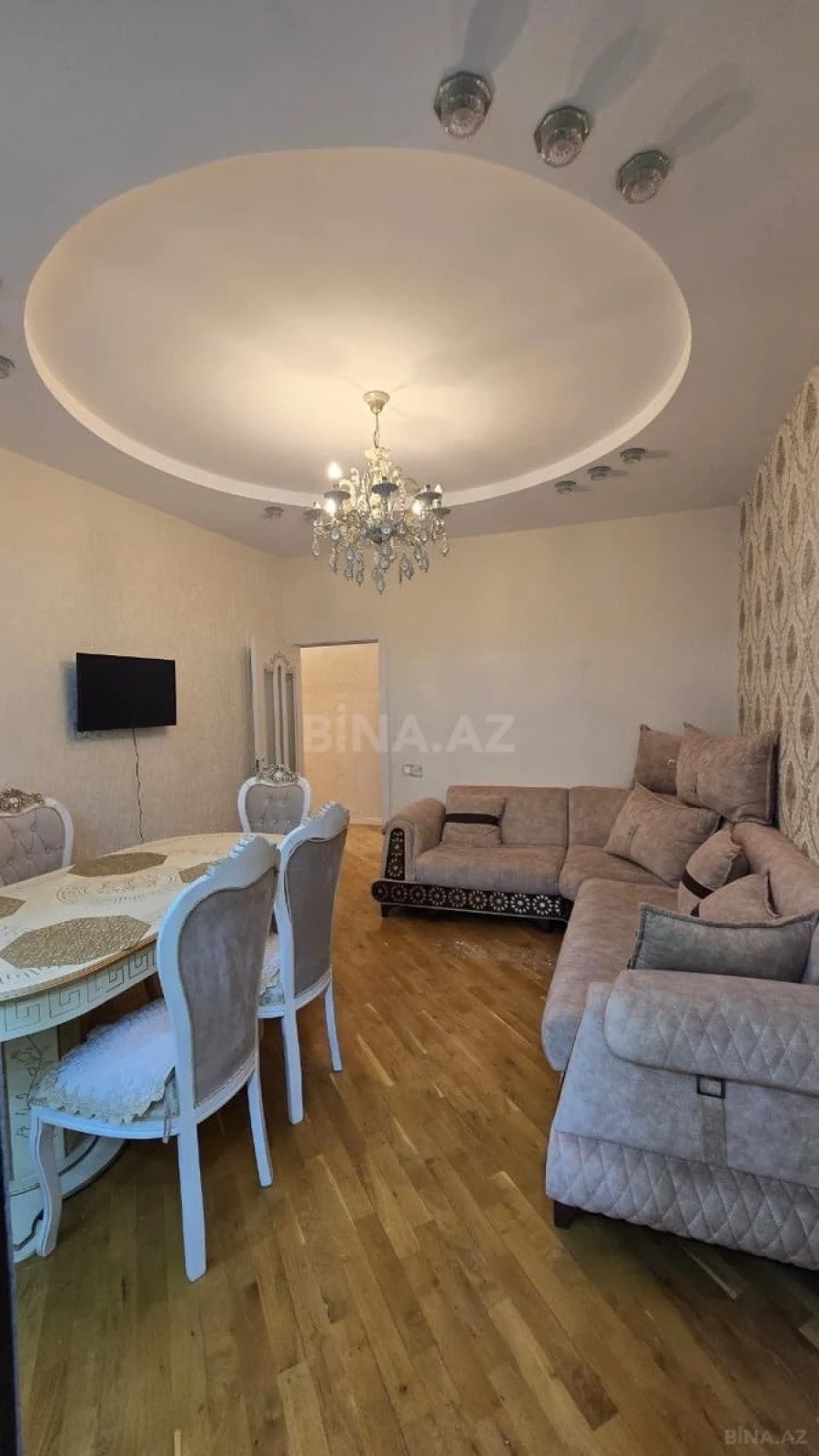 Kirayə verilir 2 otaqlı mənzil 58 m²