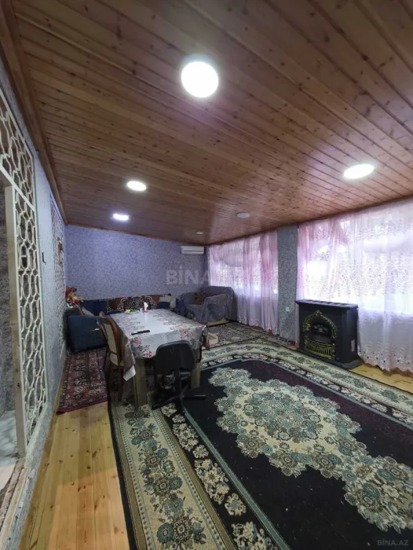 Satılır 6 otaqlı mənzil 132 m²