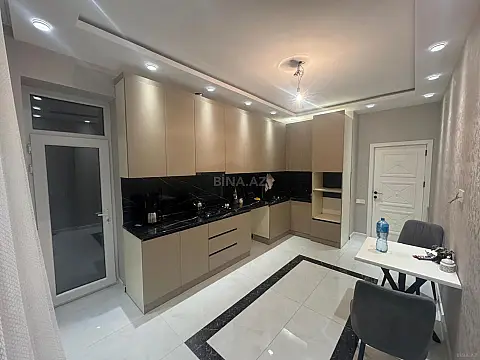 Satılır 4 otaqlı mənzil 142 m² — Bakı 4 otaq 142.00 m²