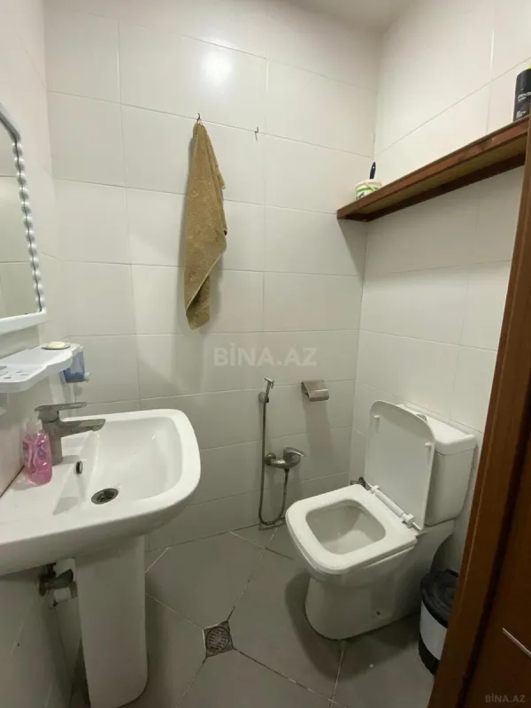 Satılır obyekt 700 m²