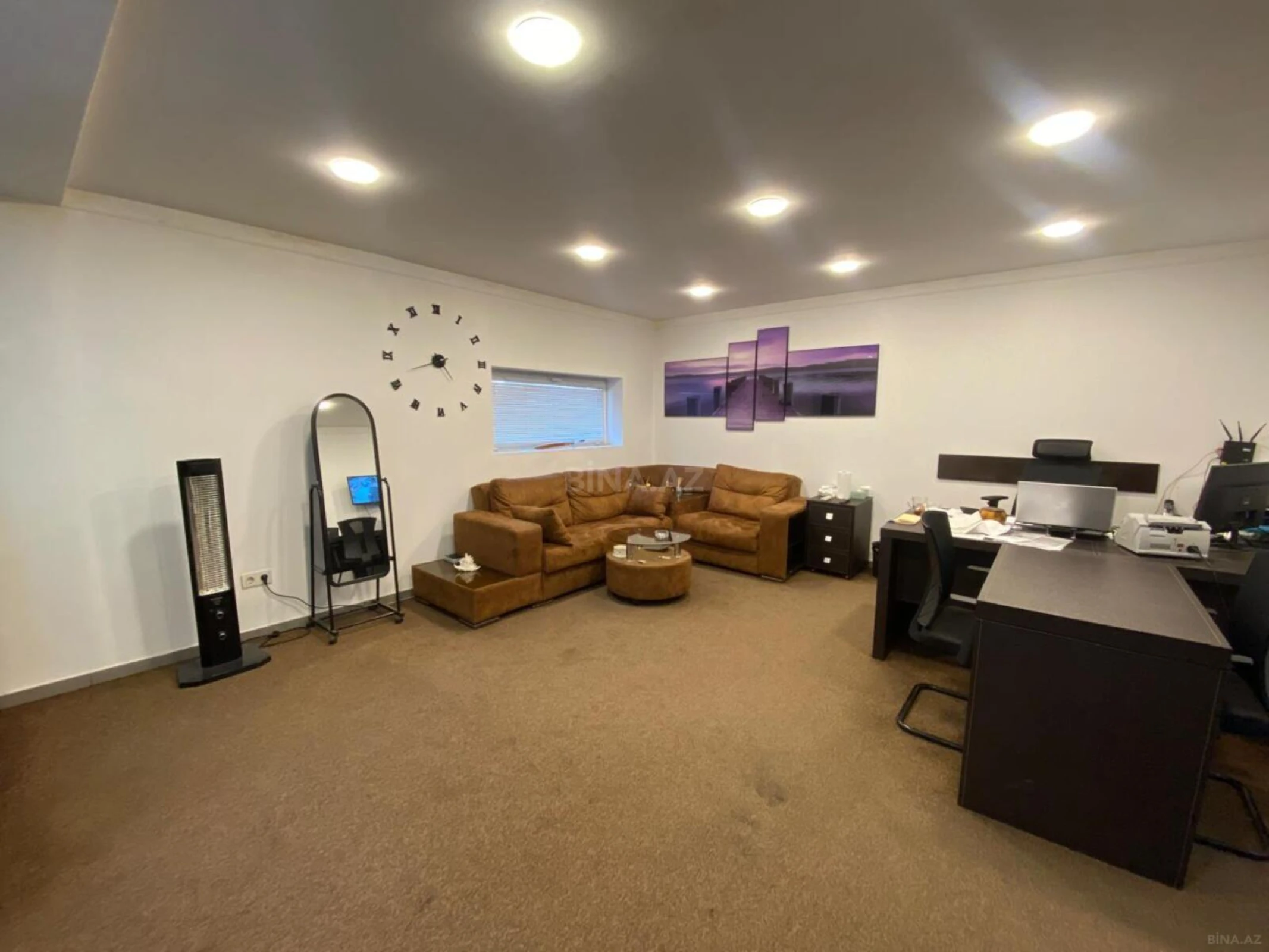 Satılır obyekt 700 m²