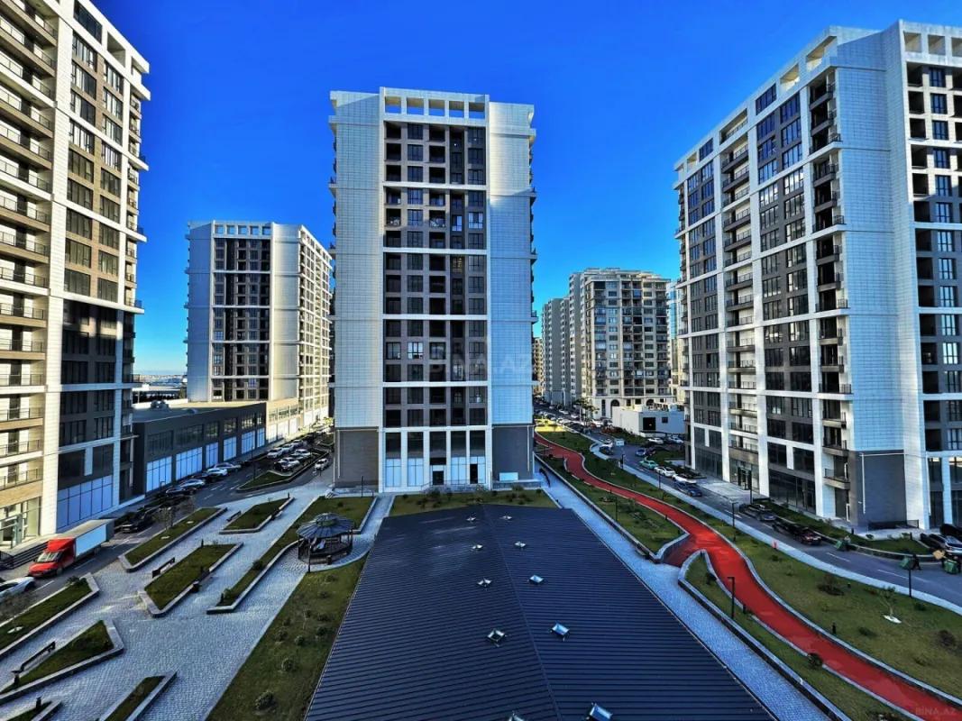 Satılır 4 otaqlı mənzil 172.8 m²