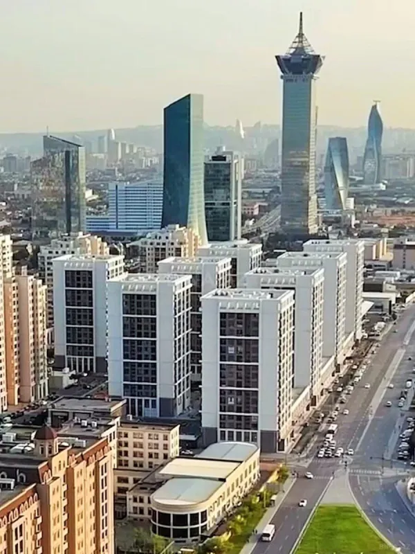 Satılır 4 otaqlı mənzil 172.8 m²