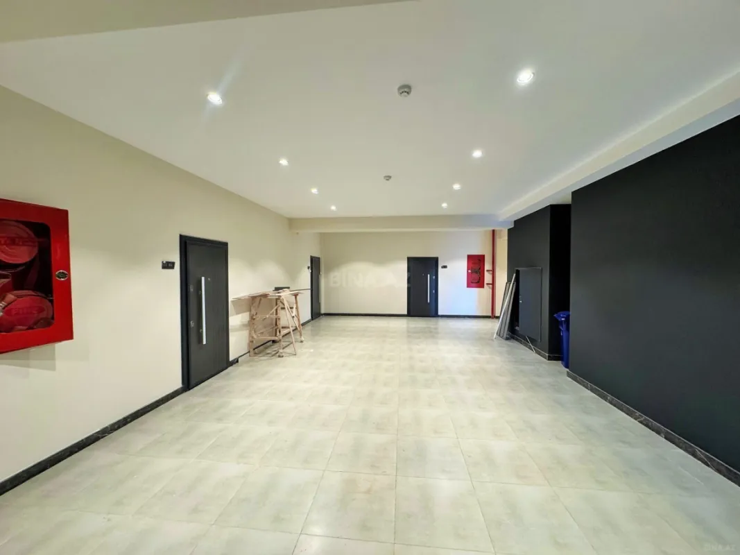 Satılır 4 otaqlı mənzil 172.8 m²