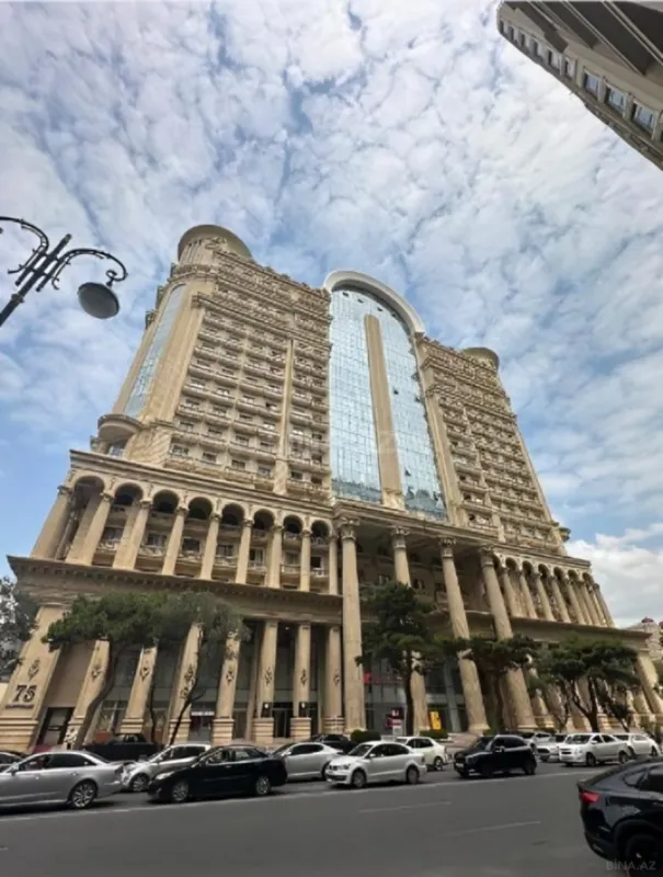 Kirayə verilir 3 otaqlı mənzil 120 m²