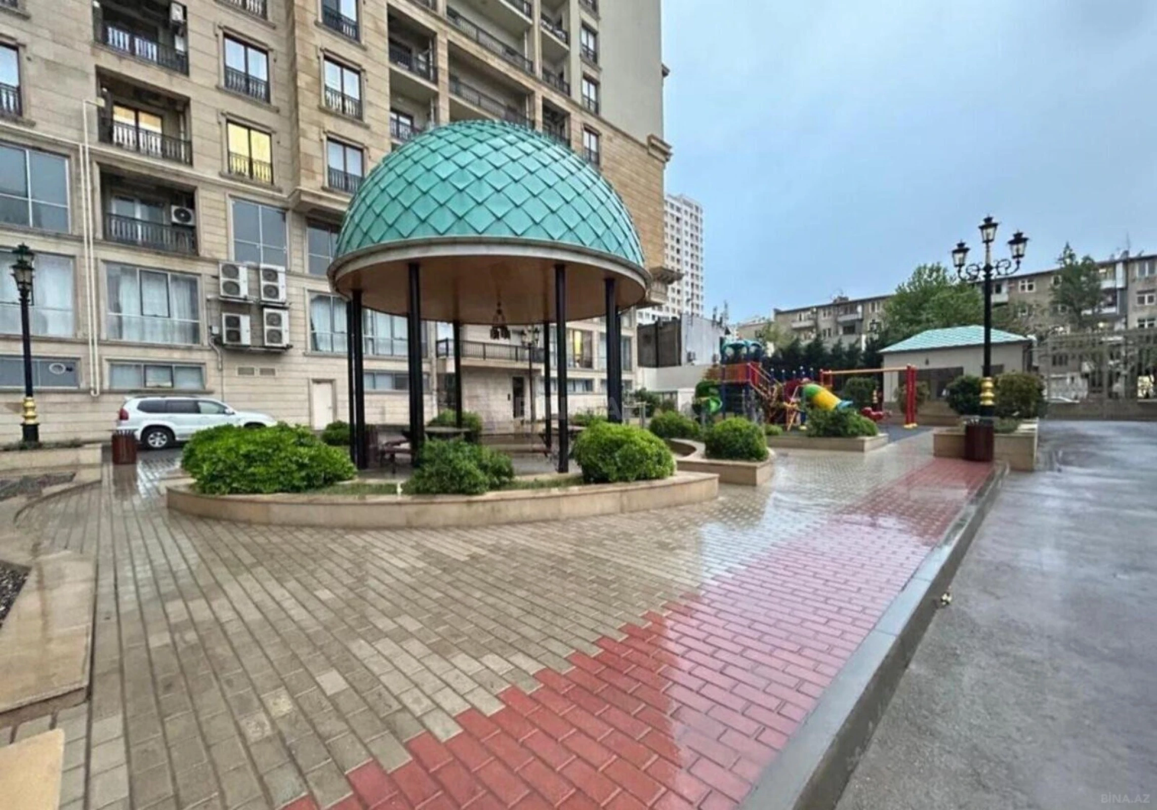 Kirayə verilir 3 otaqlı mənzil 120 m²