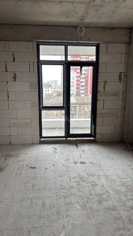 Satılır 1 otaqlı mənzil 69 m²