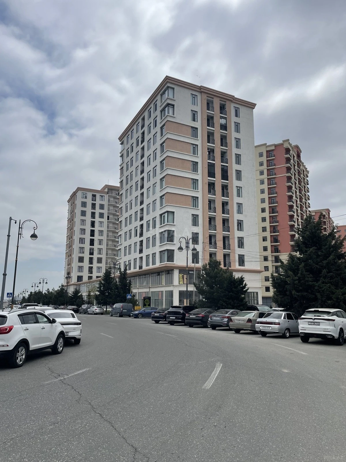Satılır obyekt 116 m²