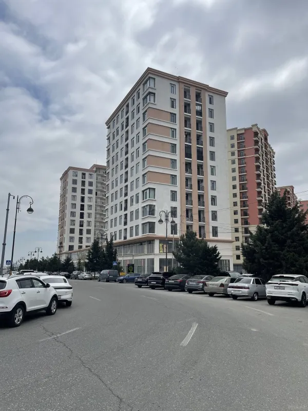 Satılır obyekt 116 m²