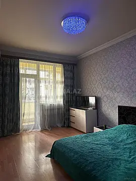 Satılır 2 otaqlı mənzil 90 m²