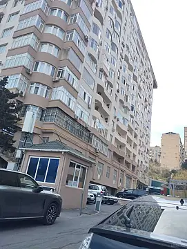 Satılır 2 otaqlı mənzil 90 m²