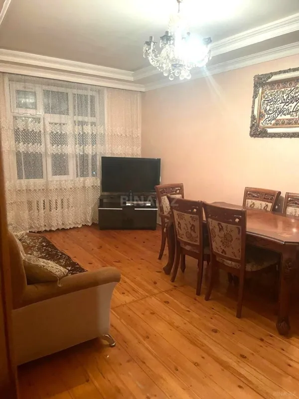 Kirayə verilir 3 otaqlı mənzil 90 m²