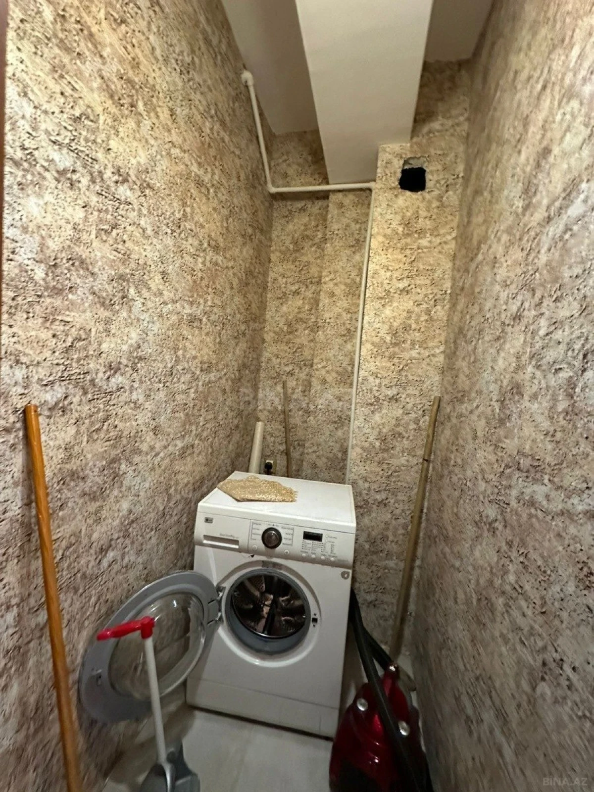 Satılır 2 otaqlı mənzil 88 m²