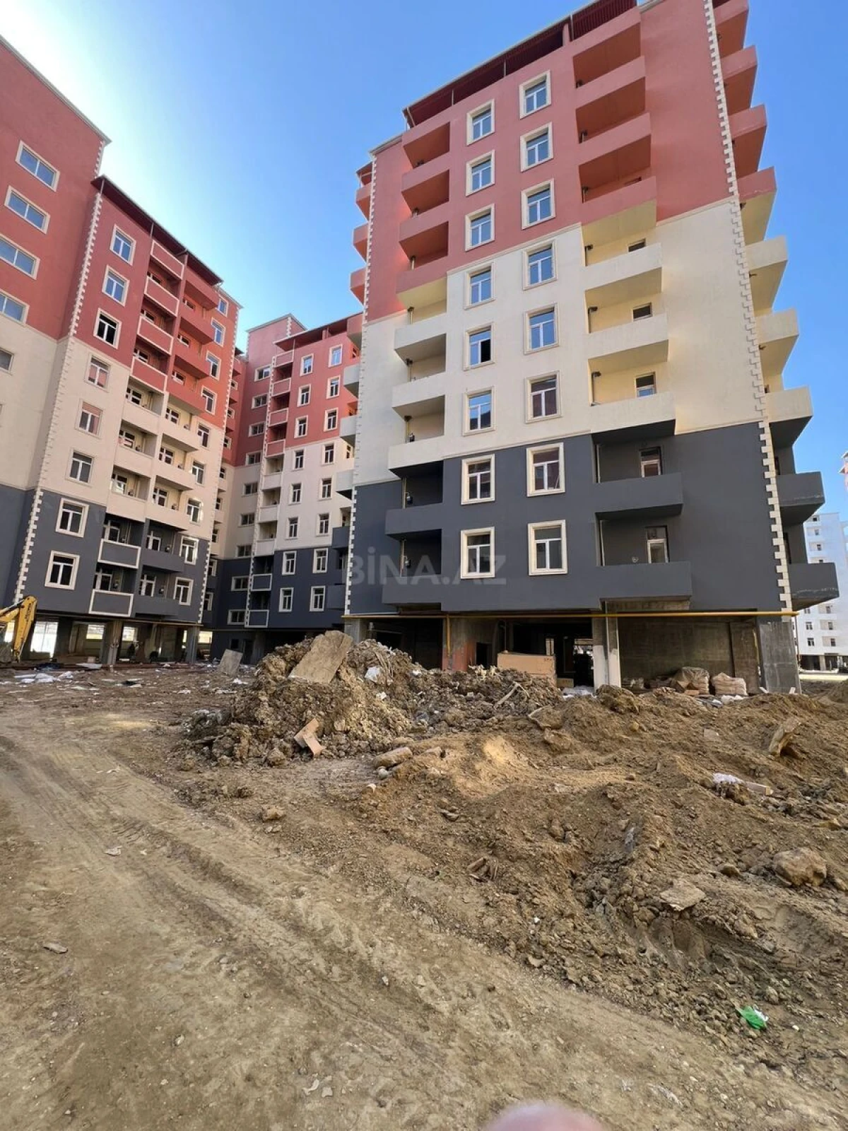 Satılır 3 otaqlı mənzil 75 m²