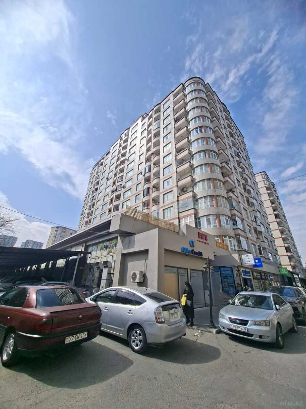 Satılır 2 otaqlı mənzil 66 m²