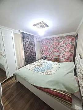 Satılır 2 otaqlı mənzil 66 m²