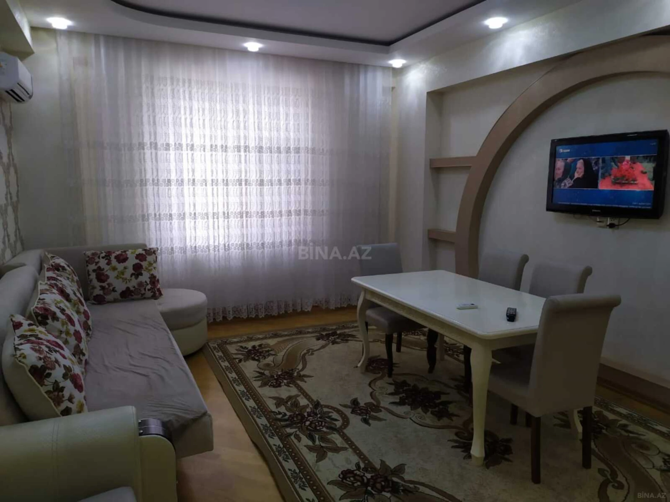 Kirayə verilir 2 otaqlı mənzil 80 m²